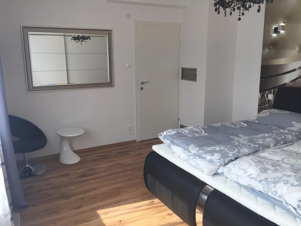 Appartement Enjoyit-Ws à Velden am Wörther See Extérieur photo